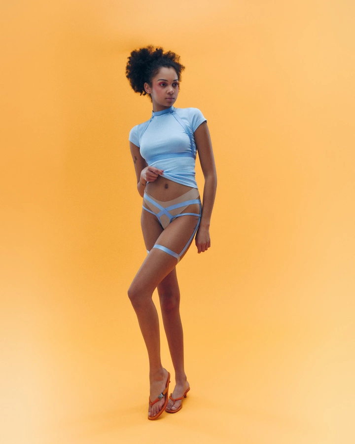 Niebieski harness top